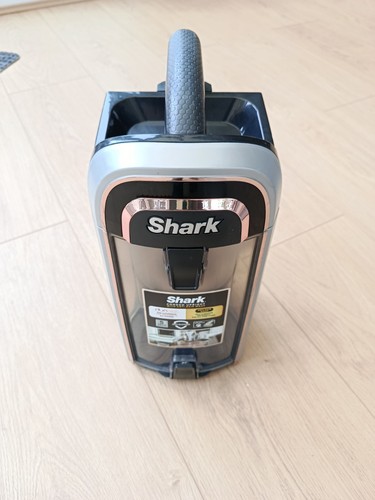 Shark az910ukt dust bin vacuum - az910ukt,