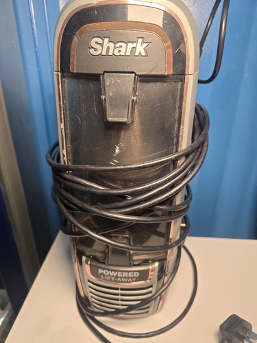 Shark az910ukt vacuum - 40,